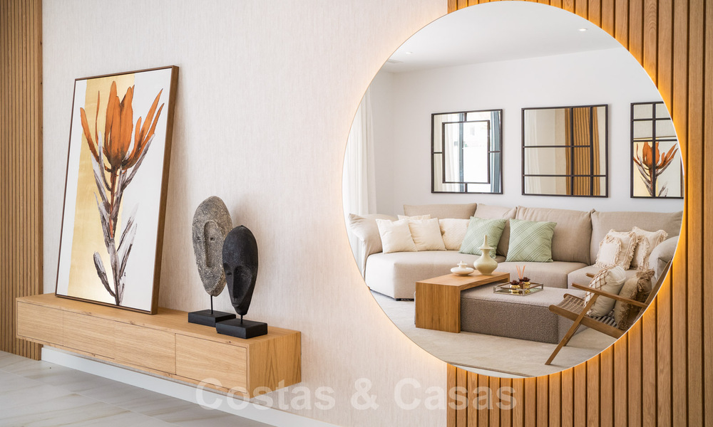 Se venden nuevas y elegantes villas de lujo adosadas, New Golden Mile - Estepona, Marbella 35259