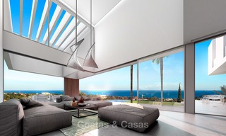 Villa de lujo contemporánea a estrenar con vistas panorámicas al mar en venta, en un exclusivo resort de golf en Benahavis - Marbella 10103 