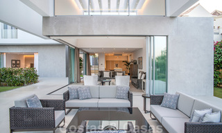 Villa de lujo contemporánea a estrenar con vistas panorámicas al mar en venta, en un exclusivo resort de golf en Benahavis - Marbella 26546 