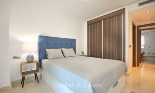 Se vende moderno apartamento junto a la playa, muy cerca del centro de la ciudad - San Pedro - Marbella 10332 