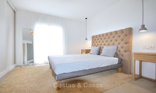 Apartamento recién reformado con vistas al mar en venta, a poca distancia de la playa y de los servicios - Nueva Andalucía - Marbella 10321 