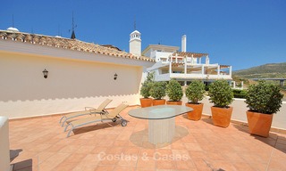 Espectacular ático moderno con vistas panorámicas al mar en venta - Nueva Andalucía - Marbella 10343 