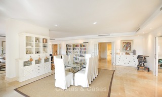 Magnífico apartamento de lujo de 6 dormitorios a la venta en un exclusivo complejo en la prestigiosa Milla de Oro - Marbella 10389 
