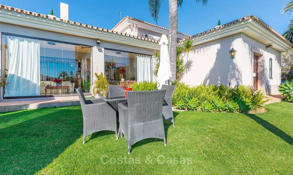 Villa de estilo andaluz en una exclusiva urbanización de golf en venta, muy cerca de las instalaciones - Valle del Golf - Nueva Andalucía - Marbella 10486