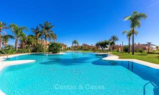 Ático de lujo con vistas panorámicas al mar y a la montaña en venta en Benahavis - Marbella 10542 