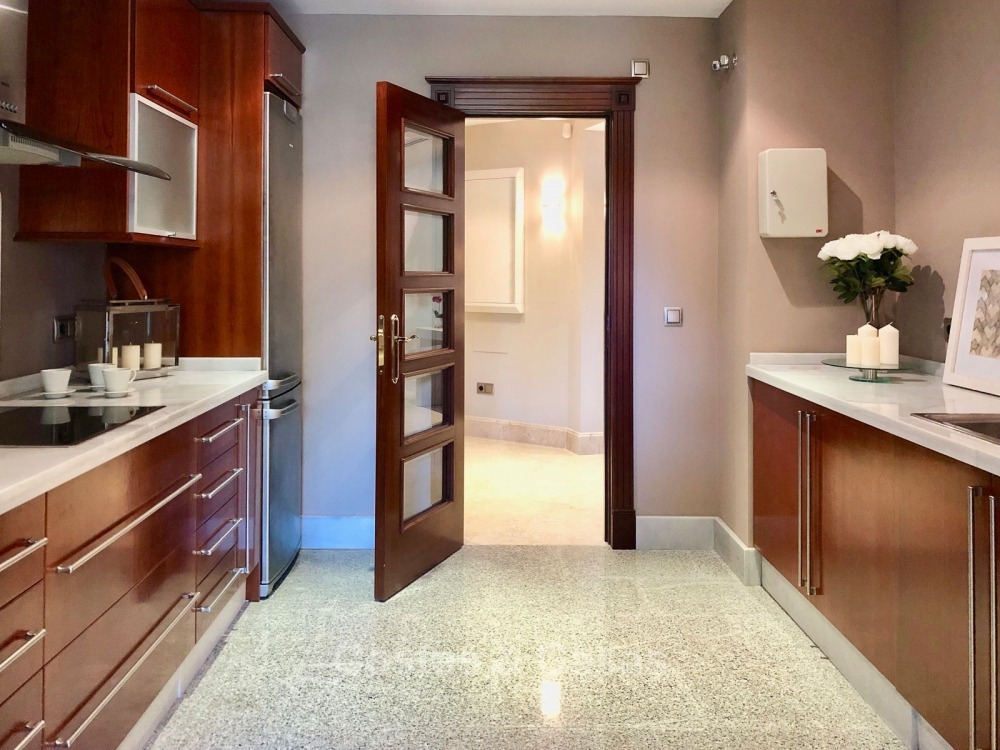 Oportunidad: apartamento de calidad en venta a un precio atractivo, en un complejo de lujo frente al mar - San Pedro - Marbella 10739