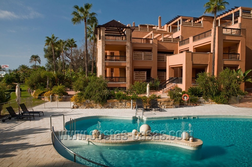 Oportunidad: apartamento de calidad en venta a un precio atractivo, en un complejo de lujo frente al mar - San Pedro - Marbella 10772