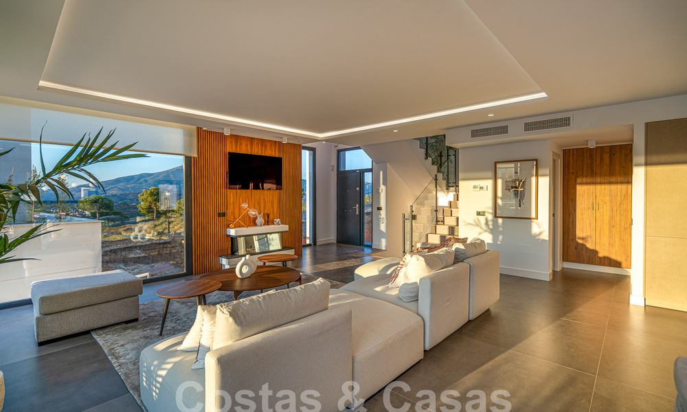 Nuevas y exclusivas villas de lujo en un complejo de golf de primera clase en venta en Mijas - Costa del Sol 56673