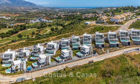 Nuevas y exclusivas villas de lujo en un complejo de golf de primera clase en venta en Mijas - Costa del Sol 776767