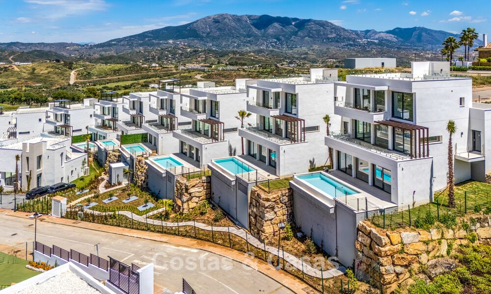 Nuevas y exclusivas villas de lujo en un complejo de golf de primera clase en venta en Mijas - Costa del Sol 776778