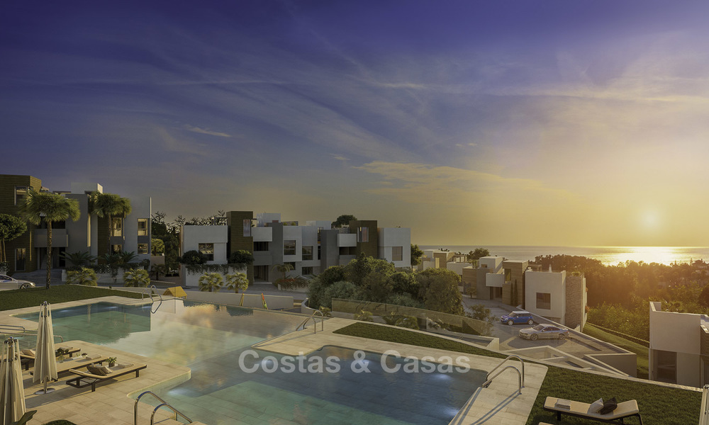 Apartamentos de lujo modernos y a estrenar con vistas al mar en venta en primera línea de golf - Marbella Este 11605