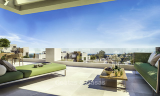 Apartamentos de lujo modernos y a estrenar con vistas al mar en venta en primera línea de golf - Marbella Este 11609 