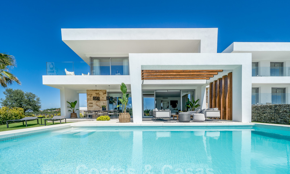 Exclusivas villas de golf contemporáneas con impresionantes vistas al mar en venta - Este de Marbella 26705