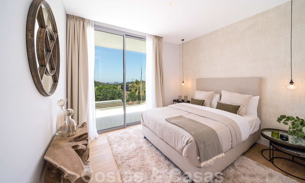 Exclusivas villas de golf contemporáneas con impresionantes vistas al mar en venta - Este de Marbella 26711