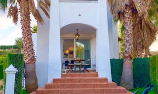 Casa adosada y un ático en venta con vista al mar en Marbella - Benahavis 29310 