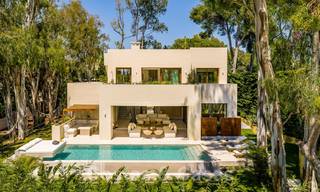 Exquisita y moderna villa de lujo a la venta, en la playa, Los Monteros, Este de Marbella 26655 