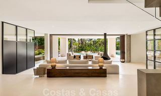 Exquisita y moderna villa de lujo a la venta, en la playa, Los Monteros, Este de Marbella 26656 
