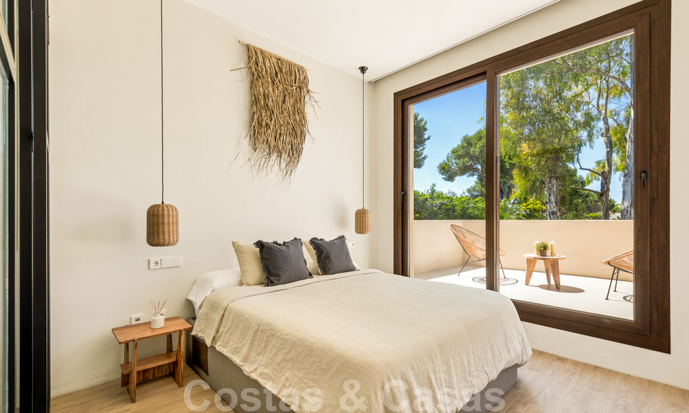 Exquisita y moderna villa de lujo a la venta, en la playa, Los Monteros, Este de Marbella 26666