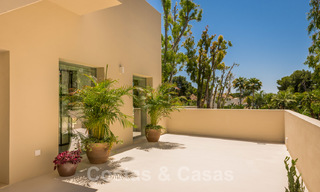 Exquisita y moderna villa de lujo a la venta, en la playa, Los Monteros, Este de Marbella 26688 