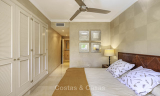 Amplio y lujoso apartamento junto a la playa en un prestigioso complejo a la venta cerca del centro de Marbella - Milla de Oro 11940 