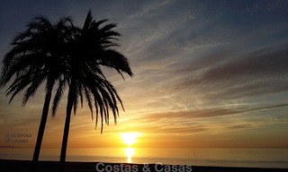 Preciosas y modernas villas de golf en venta en Estepona 12188 