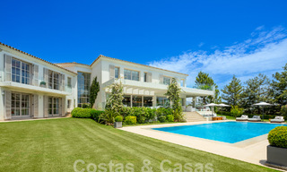 Prestigiosa villa de lujo con excepcionales vistas al mar en venta, primera línea de golf y lista para ser habitada en Nueva Andalucia - Marbella 57168 