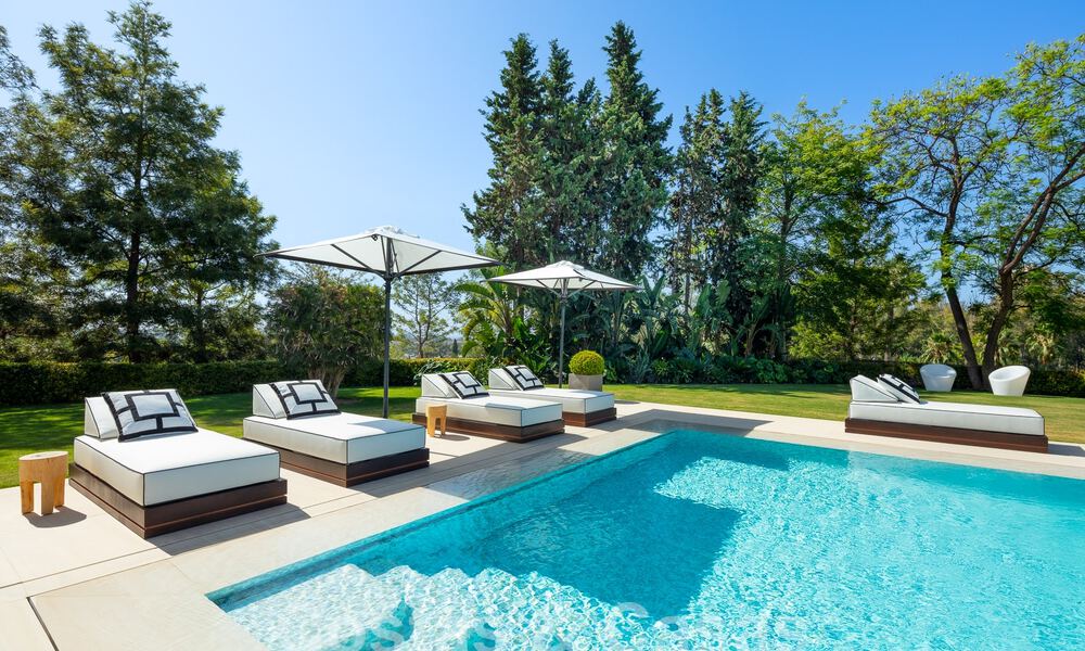 Prestigiosa villa de lujo con excepcionales vistas al mar en venta, primera línea de golf y lista para ser habitada en Nueva Andalucia - Marbella 57173
