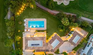 Prestigiosa villa de lujo con excepcionales vistas al mar en venta, primera línea de golf y lista para ser habitada en Nueva Andalucia - Marbella 57213 