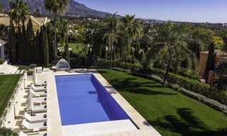 Excepcional villa de lujo con increíbles vistas al golf y al mar en venta en el corazón de Nueva Andalucía - Marbella 12081 