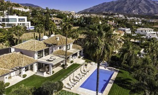 Excepcional villa de lujo con increíbles vistas al golf y al mar en venta en el corazón de Nueva Andalucía - Marbella 12082 