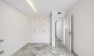 Adosado totalmente reformado en venta en complejo frente al mar, con vistas al mar y acceso directo a la playa, entre Estepona y Marbella 12164 