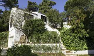 Encantadora villa de estilo tradicional con vistas al mar y a la montaña en venta en El Madroñal – Benahavis – Marbella 12626 