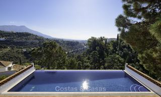 Encantadora villa de estilo tradicional con vistas al mar y a la montaña en venta en El Madroñal – Benahavis – Marbella 12639 