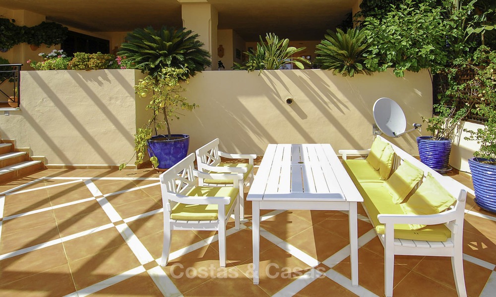 Amplios apartamentos y áticos de lujo con vistas al mar en venta en Nueva Andalucia, Marbella 12769