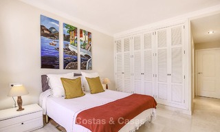 Apartamentos con jardín a un precio atractivo y bien situado a la venta, a poca distancia de la playa, amenidades y Puerto Banús - Nueva Andalucia - Marbella 13084 
