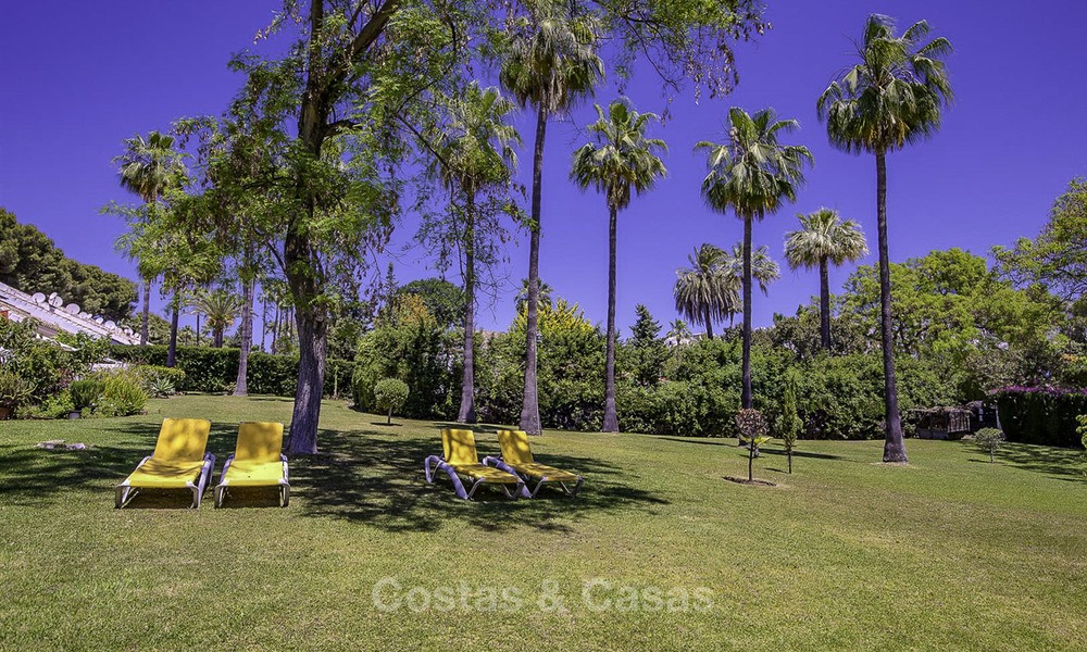 Apartamentos con jardín a un precio atractivo y bien situado a la venta, a poca distancia de la playa, amenidades y Puerto Banús - Nueva Andalucia - Marbella 13090