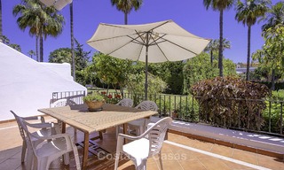 Apartamentos con jardín a un precio atractivo y bien situado a la venta, a poca distancia de la playa, amenidades y Puerto Banús - Nueva Andalucia - Marbella 13095 
