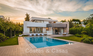 Nuevas y modernas villas de lujo en venta en la Nueva Milla de Oro, entre Marbella y Estepona 43076 