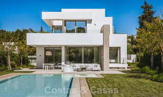 Nuevas y modernas villas de lujo en venta en la Nueva Milla de Oro, entre Marbella y Estepona 43096 
