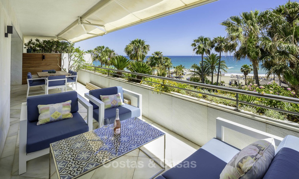 Lujoso ático dúplex de 4 dormitorios en venta en un exclusivo complejo frente al mar en Puerto Banús - Marbella 13661