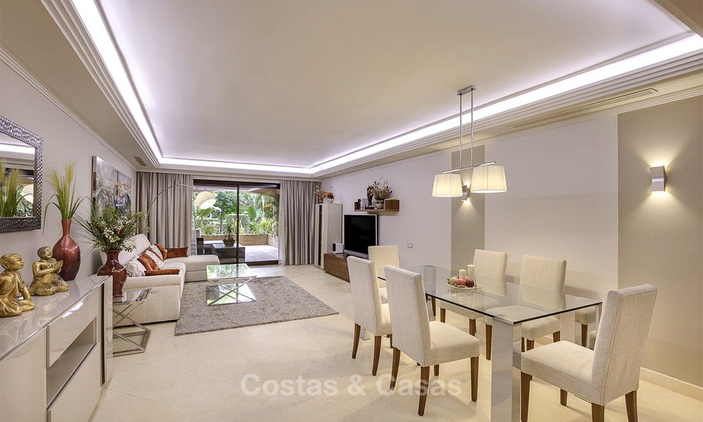 Encantador apartamento de lujo junto a la playa en venta en una elegante urbanización - Estepona Este - Marbella 13916