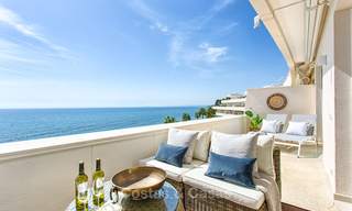 Los Granados Playa: Apartamentos y áticos en venta en un lujoso complejo de playa en la Nueva Milla de Oro, entre Marbella y Estepona 13957 