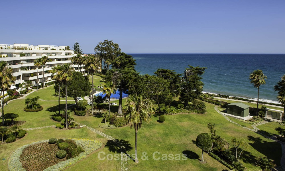 Los Granados Playa: Apartamentos y áticos en venta en un lujoso complejo de playa en la Nueva Milla de Oro, entre Marbella y Estepona 13975