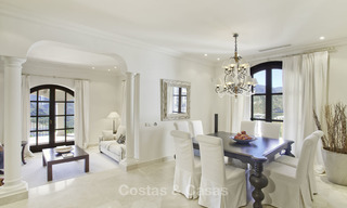 Increíble villa de lujo de estilo rústico reformada en venta en la exclusiva finca La Zagaleta - Benahavis - Marbella 23264 