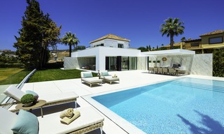 Maravillosa villa de lujo totalmente reformada en venta, primera línea de golf - Nueva Andalucia - Marbella 14260 