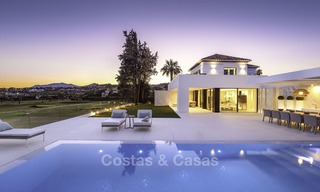 Maravillosa villa de lujo totalmente reformada en venta, primera línea de golf - Nueva Andalucia - Marbella 14270 