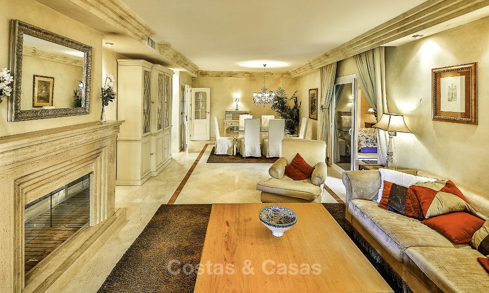 Atractivo apartamento con jardín en venta, en un prestigioso complejo de Sierra Blanca, en la Milla de Oro de Marbella 14396