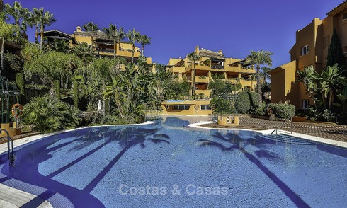 Atractivo apartamento con jardín en venta, en un prestigioso complejo de Sierra Blanca, en la Milla de Oro de Marbella 14407