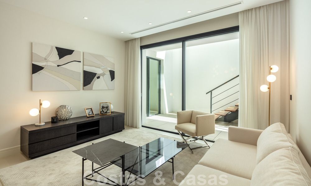 Villa de lujo a estrenar en la playa, lista para entrar a vivir - Milla de Oro - Marbella 801477