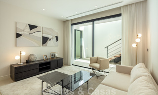 Villa de lujo a estrenar en la playa, lista para entrar a vivir - Milla de Oro - Marbella 801477 
